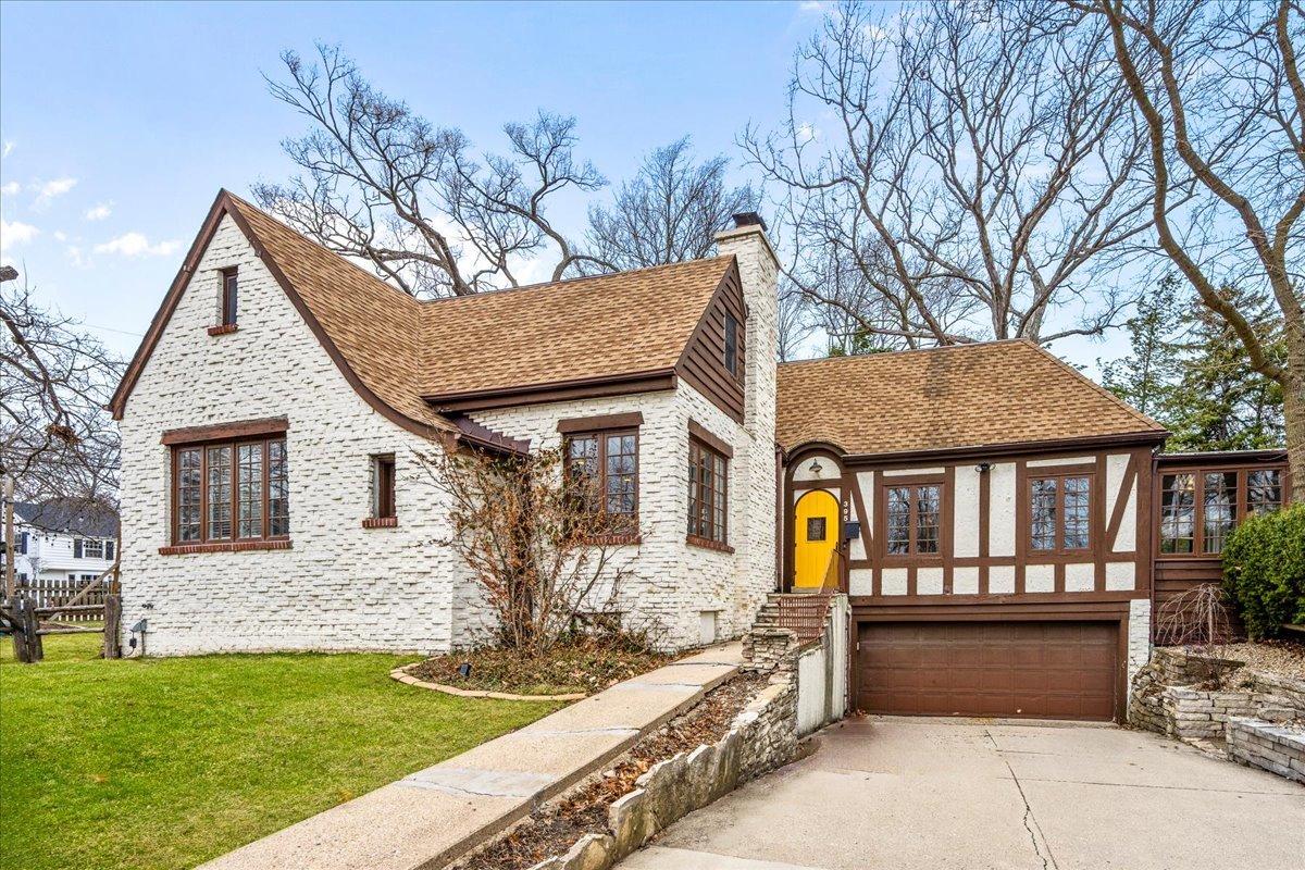 [Address Hidden by Seller], Highland Park, IL 60035