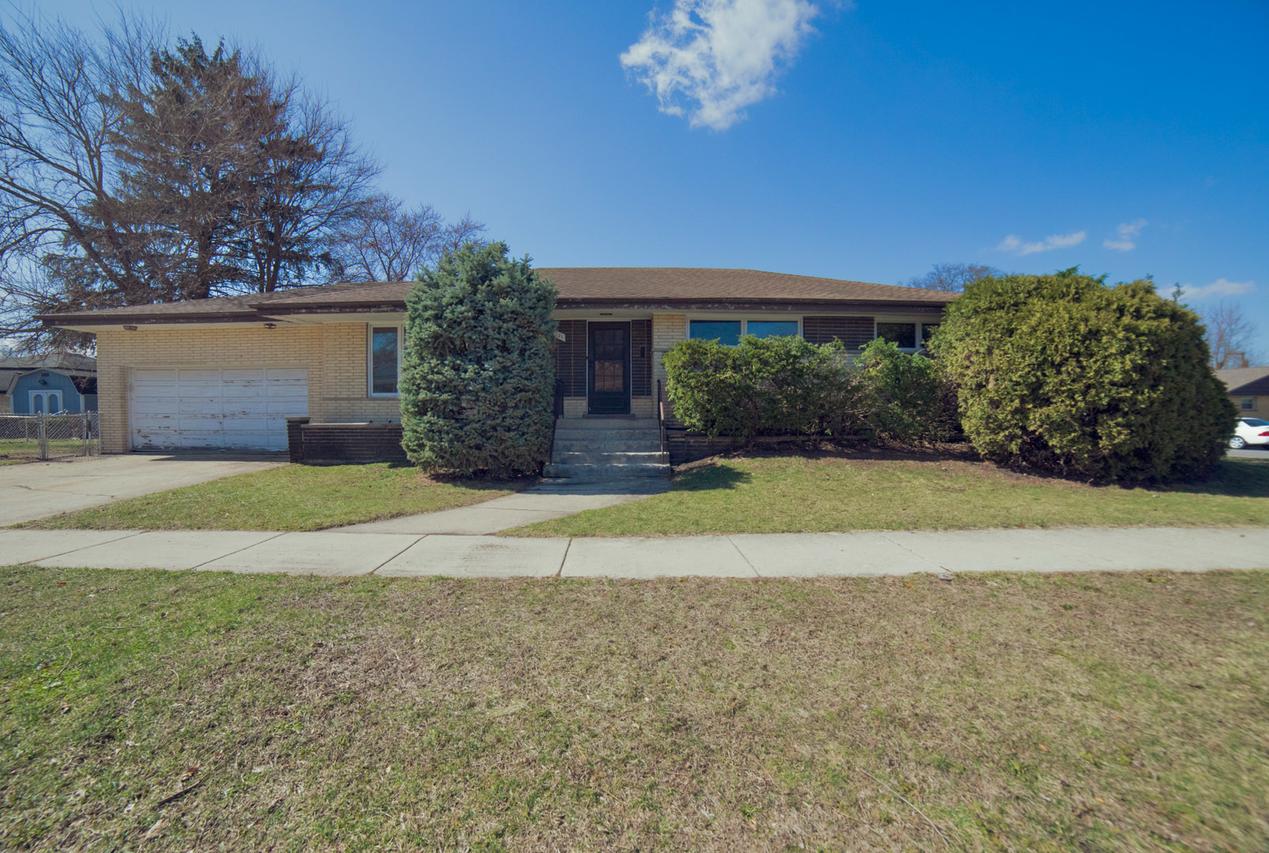 6201 W 90th Pl., Oak Lawn, IL 60453