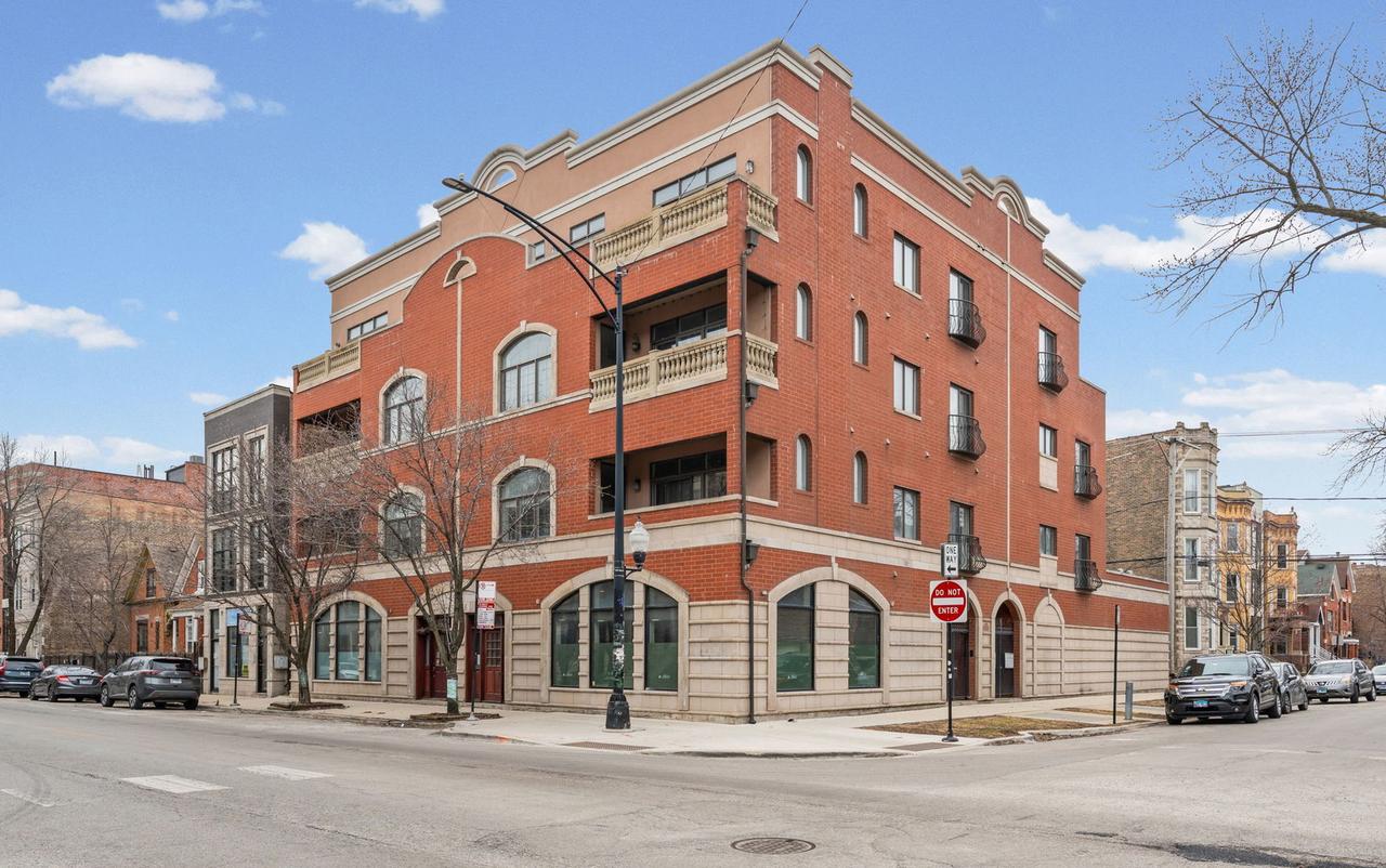 852 N Damen Ave. #4B, Chicago, IL 60622