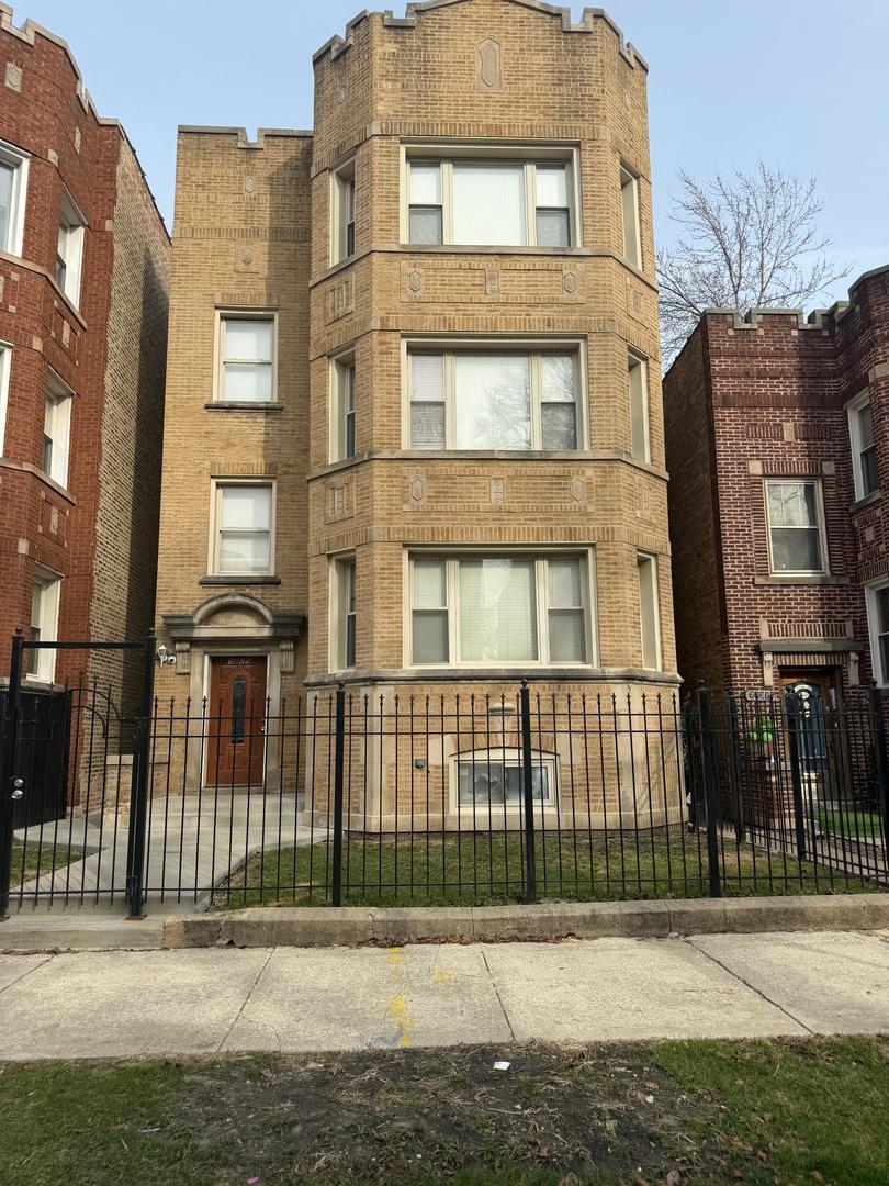7829 S Winchester Ave., Chicago, IL 60620