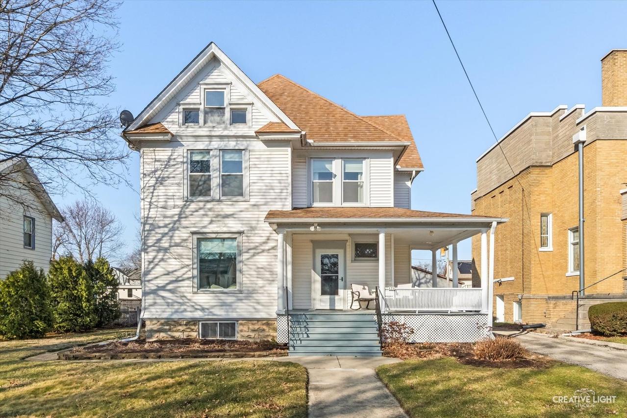 171 N Sycamore St., Hinckley, IL 60520