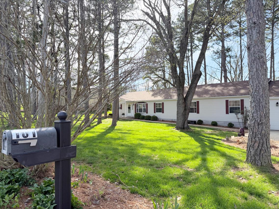 101 Azalea Ln., Makanda, IL 62958