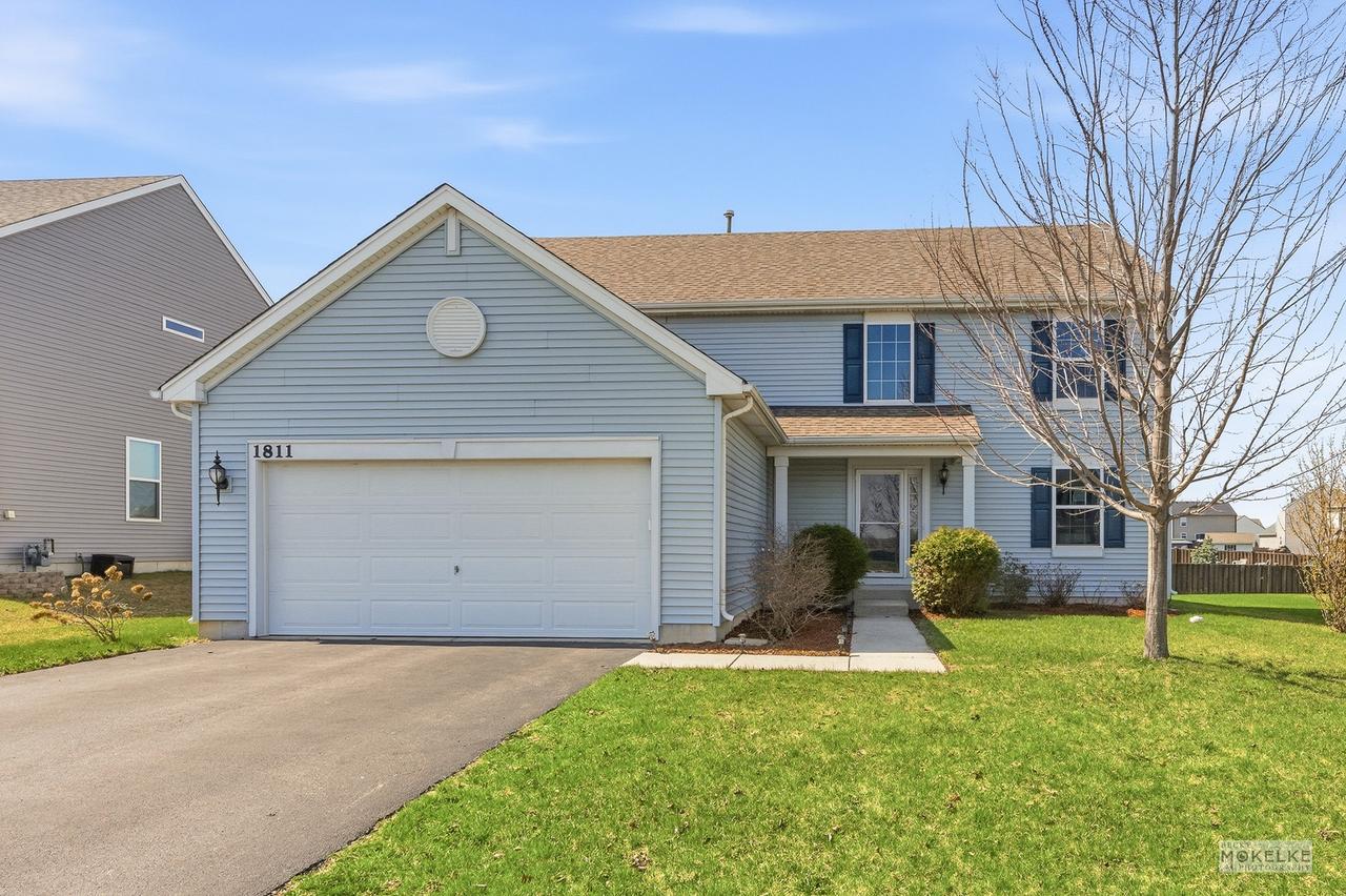 1811 Flagstone St., Joliet, IL 60431