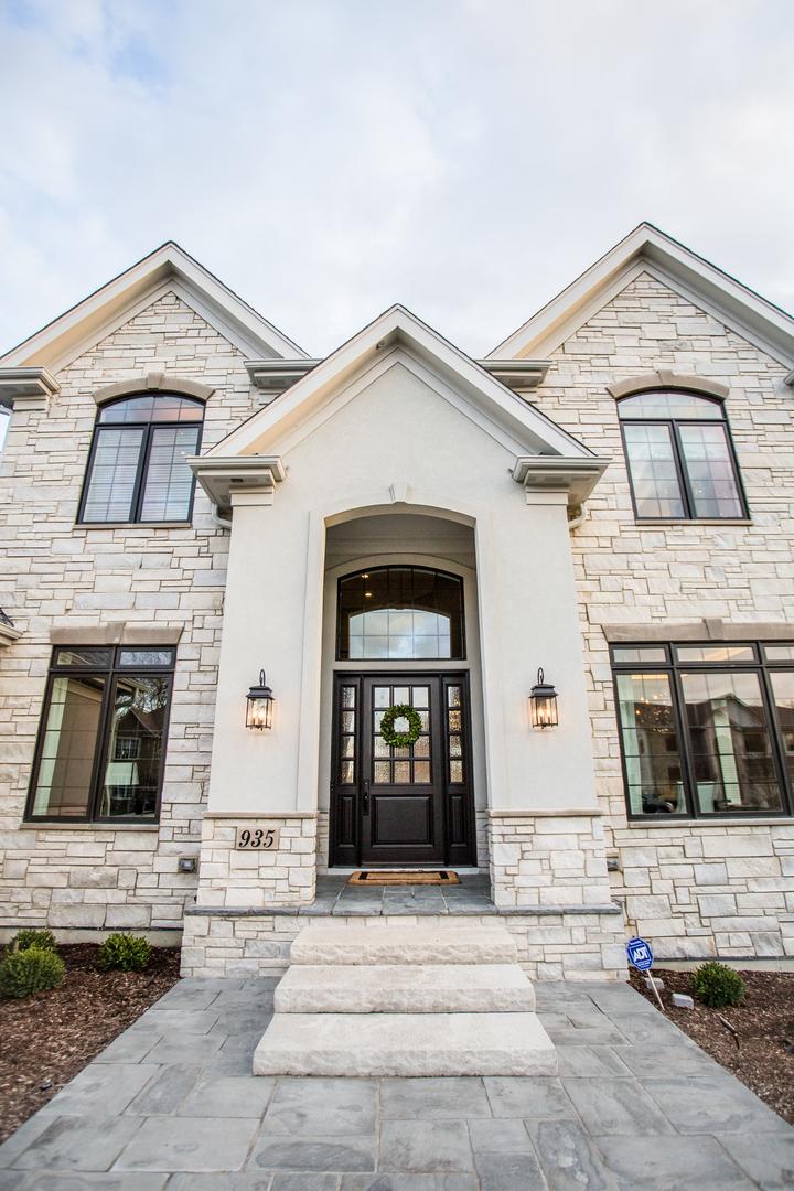 840 W Dorchester St., Palatine, IL 60067