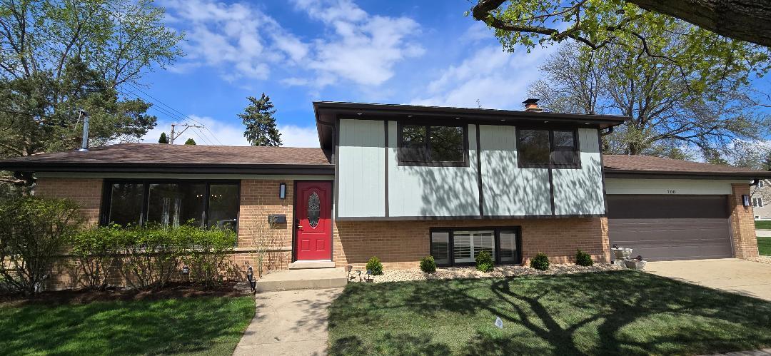 700 Florence Dr., Park Ridge, IL 60068