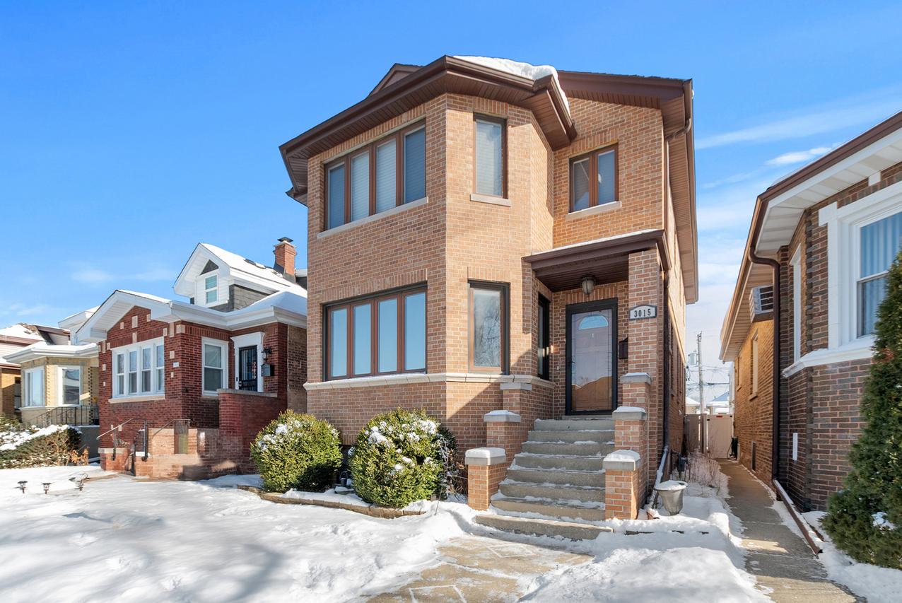 3015 N 76th Ct., Elmwood Park, IL 60707