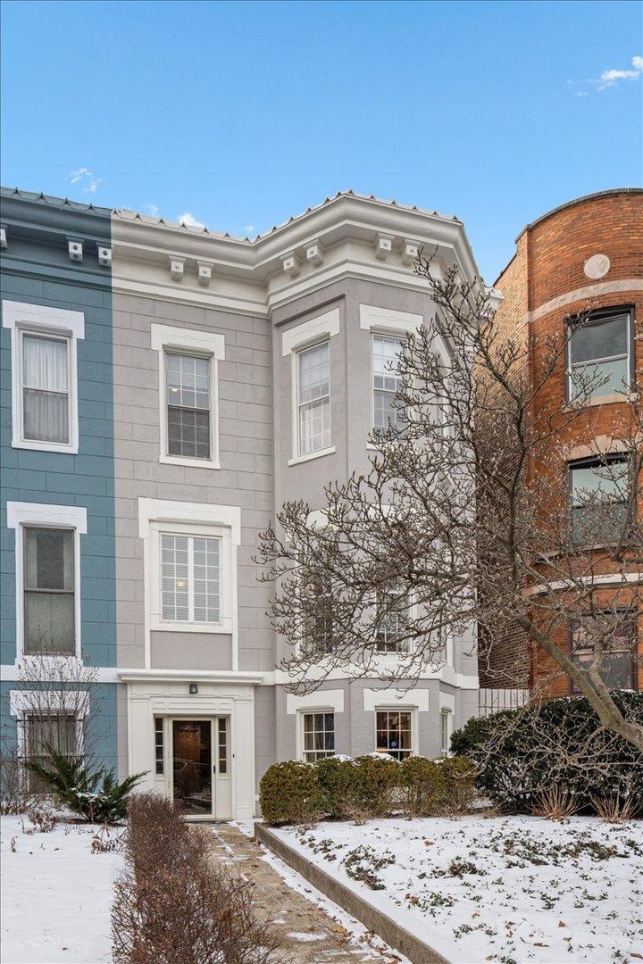 5720 S Dorchester Ave., Chicago, IL 60637