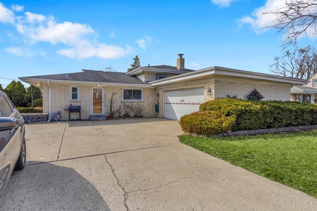 4530 Butterfield Rd., Hillside, IL 60162