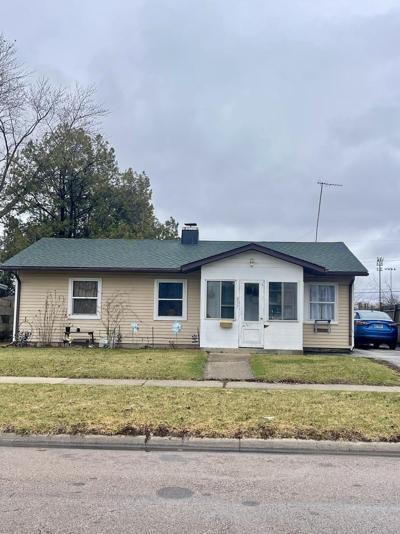 837 Taylor Ave., Aurora, IL 60506