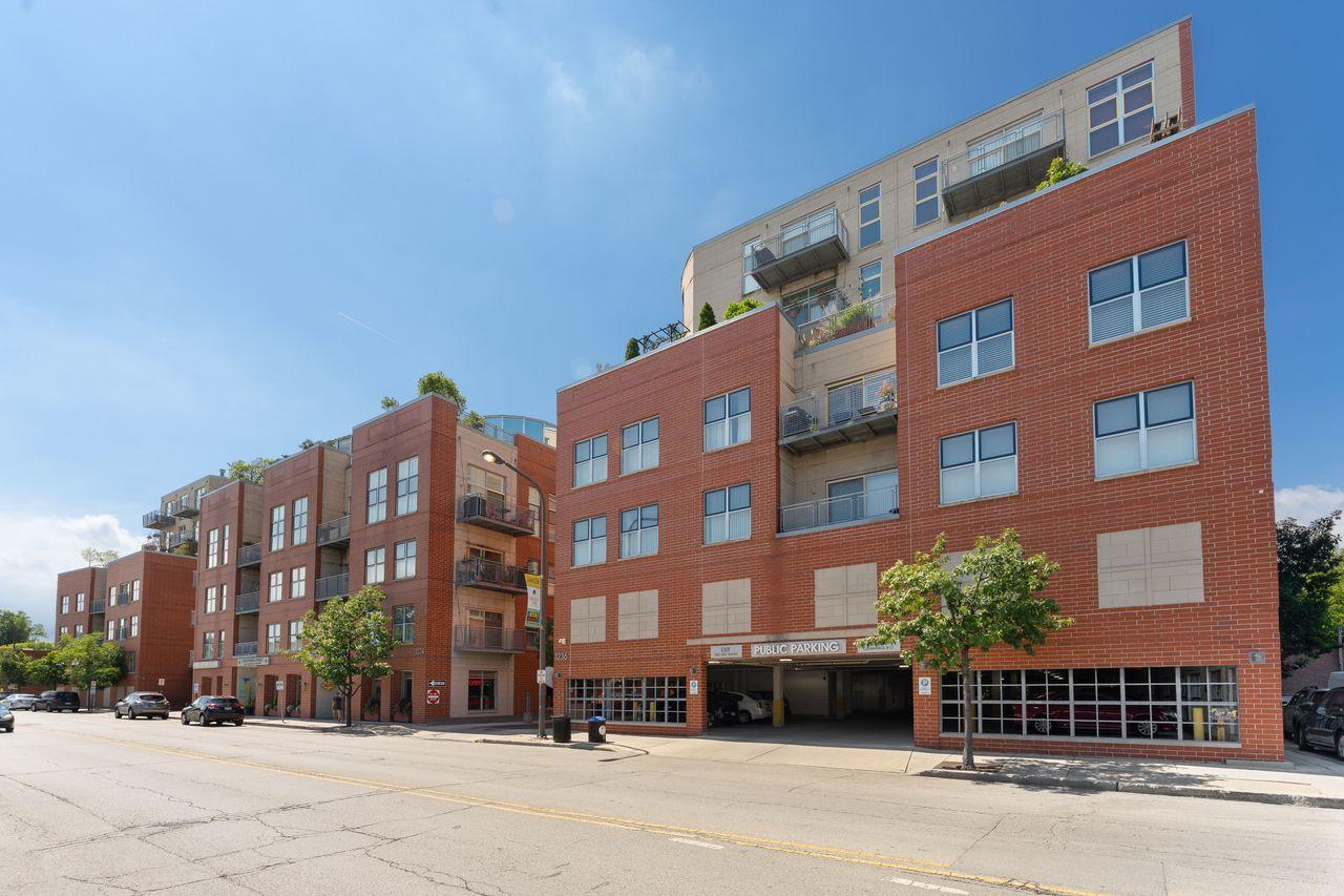 1236 Chicago Ave. #403, Evanston, IL 60202