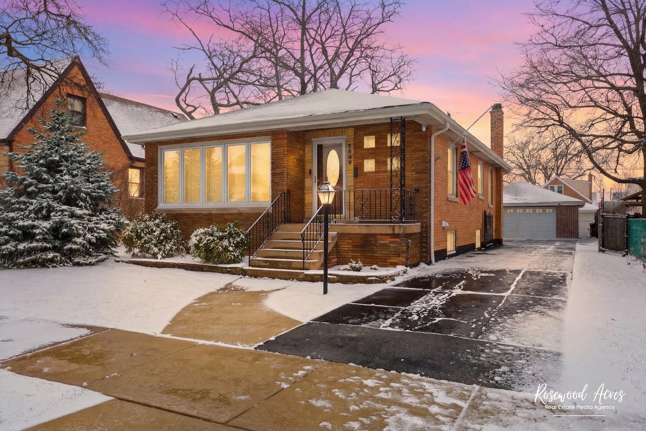 7329 W 55th Pl., Summit, IL 60501