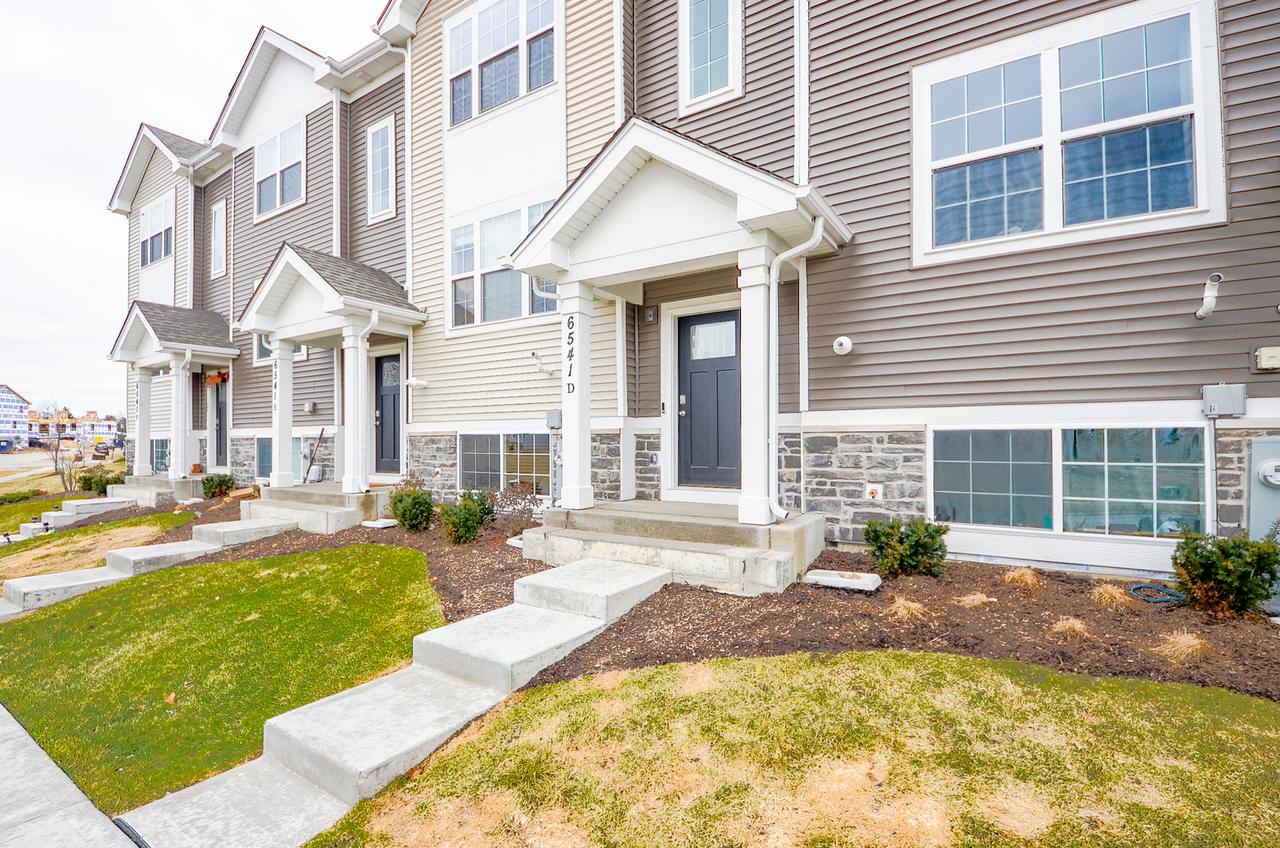 6541 Linden Tr. #D, Wonder Lake, IL 60097