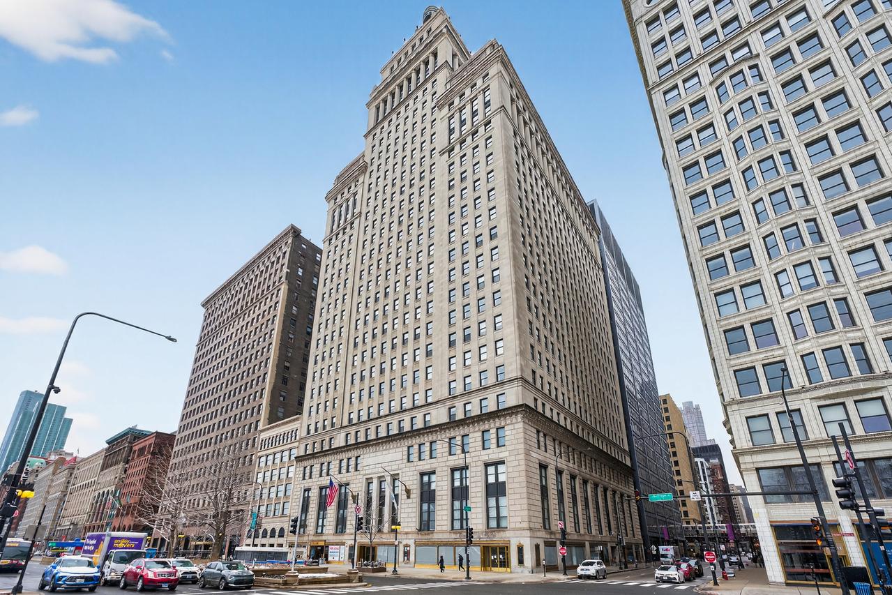 310 S Michigan Ave. #702, Chicago, IL 60604