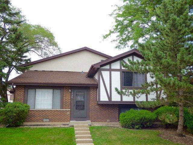 1446 Sutter Dr., Hanover Park, IL 60133