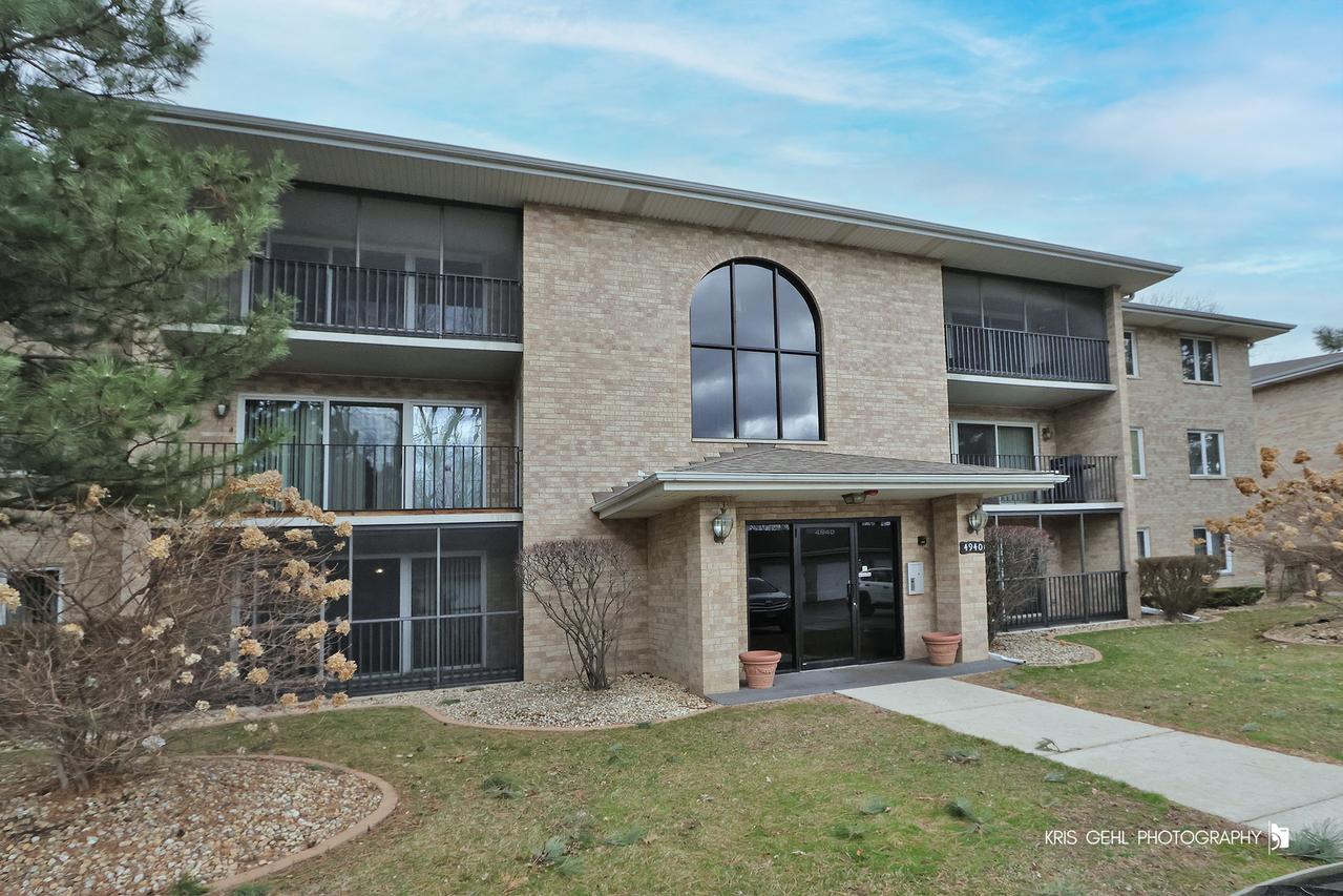 4940 134th Ct. #408, Crestwood, IL 60418