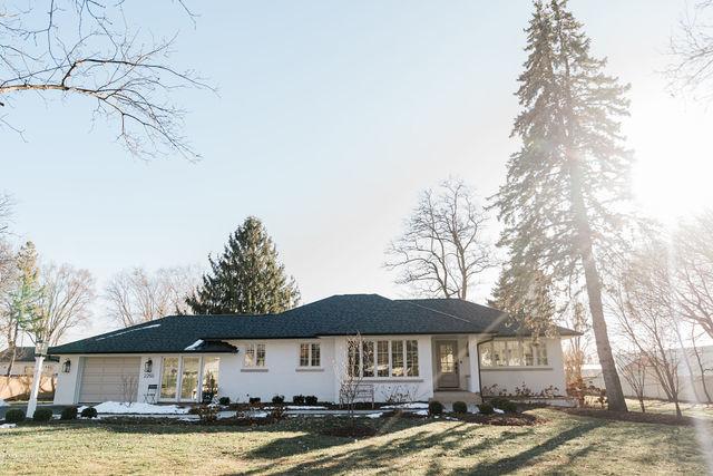 2250 South St., Geneva, IL 60134