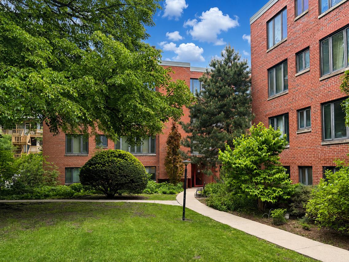 5514 S Woodlawn Ave. #103, Chicago, IL 60637