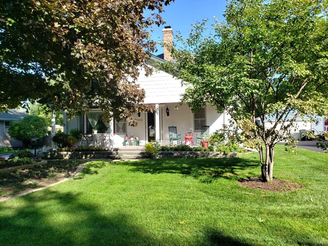 145 S Hickory St., Palatine, IL 60067