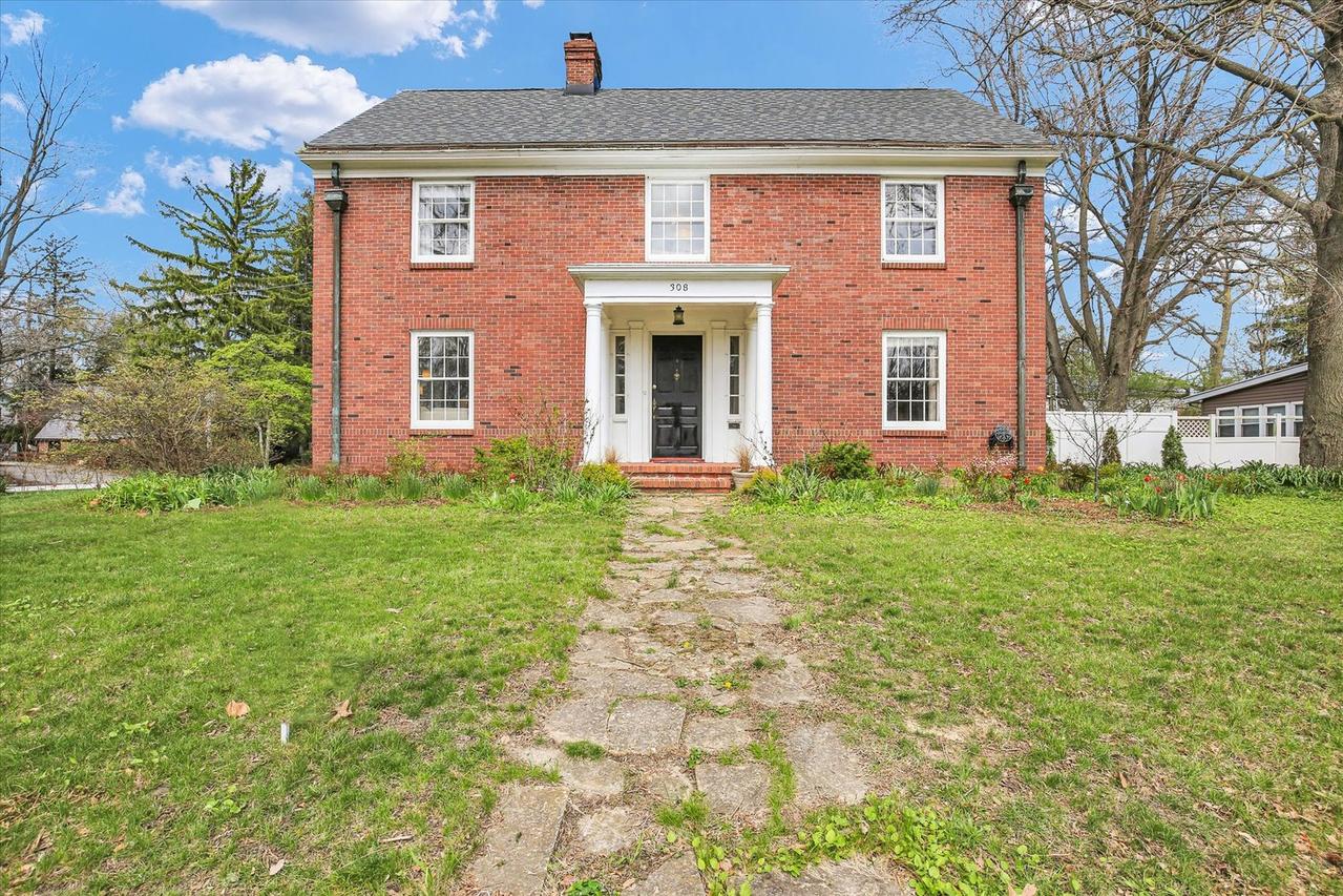 308 W Florida Ave., Urbana, IL 61801