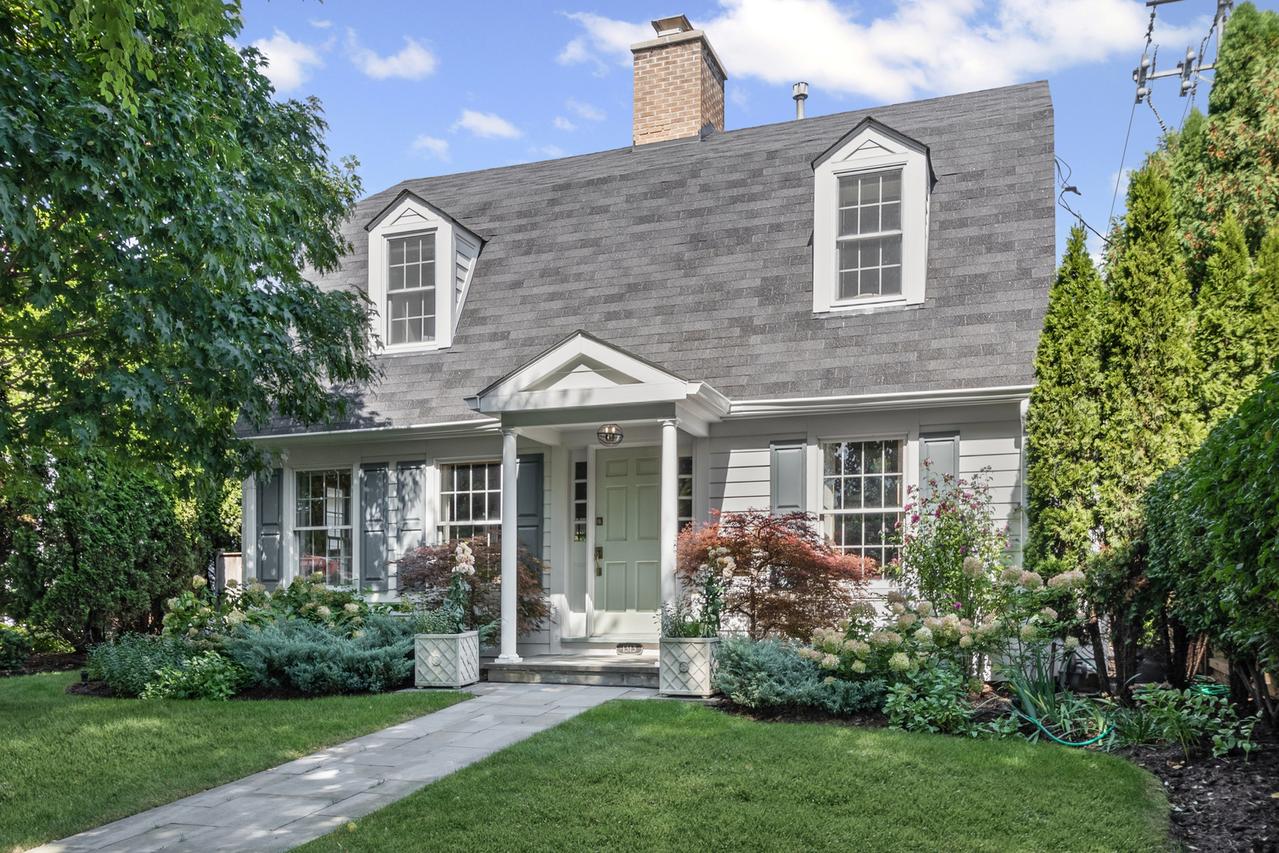 1313 Chancellor St., Evanston, IL 60201