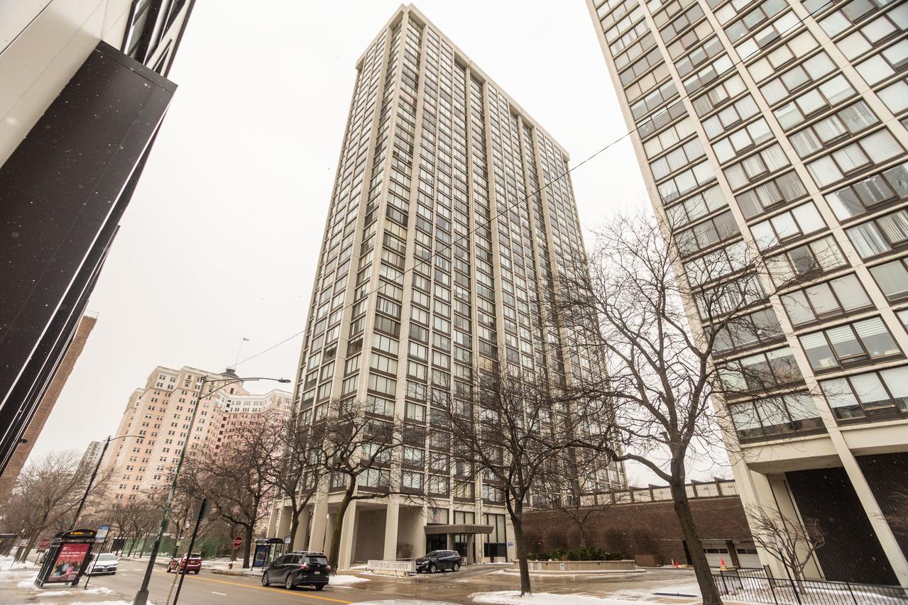 5455 N Sheridan Rd. #2511, Chicago, IL 60640