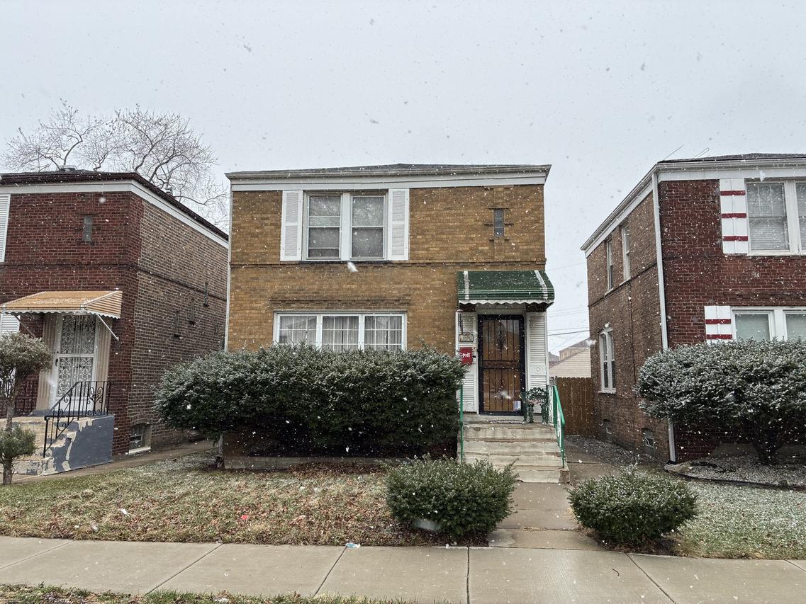[Address Hidden by Seller], Chicago, IL 60628