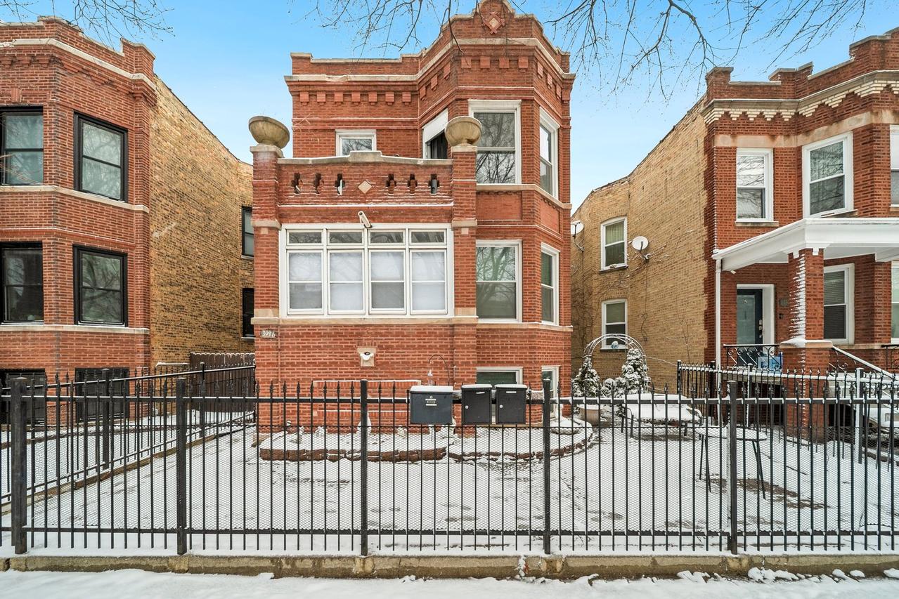 3936 W Cornelia Ave., Chicago, IL 60618