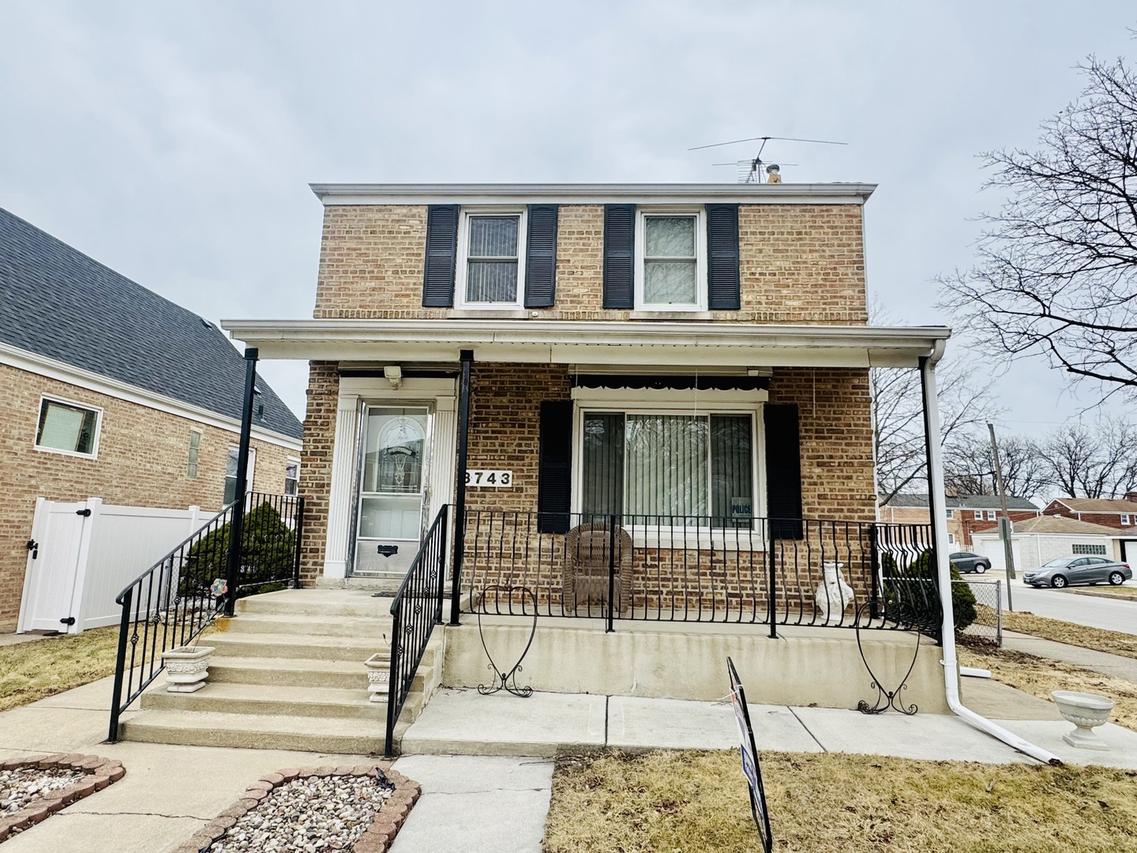 3743 S 59th Ave., Cicero, IL 60804