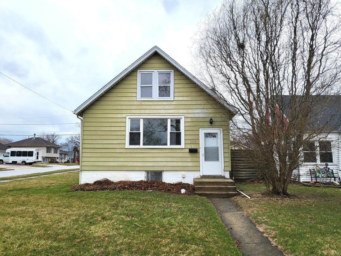 200 N 2nd Ave., Villa Park, IL 60181