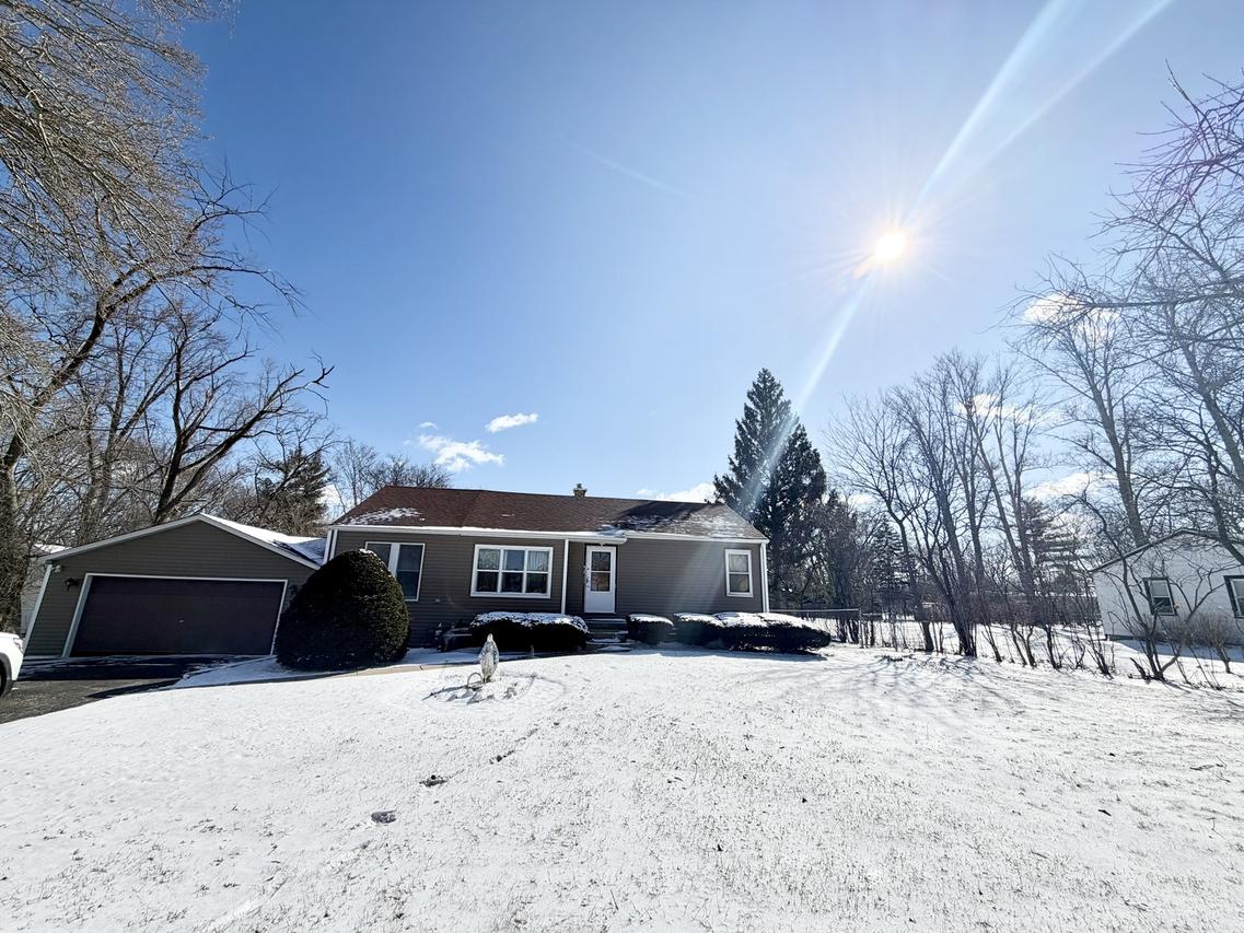 701 Anthony Tr., Northbrook, IL 60062