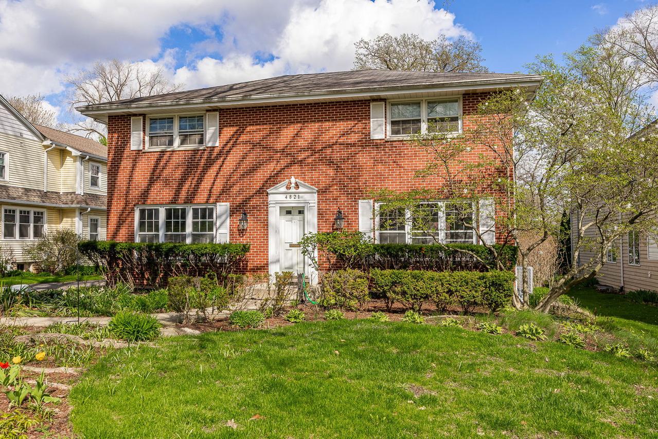 4821 Wallbank Ave., Downers Grove, IL 60515