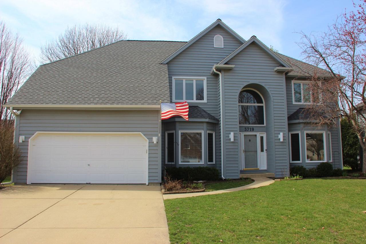 3719 Falkner Dr., Naperville, IL 60564