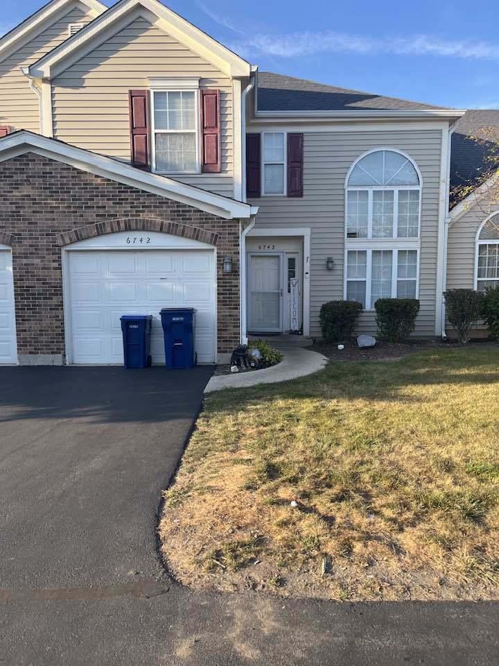 6742 E Wellsley Ct., Gurnee, IL 60031