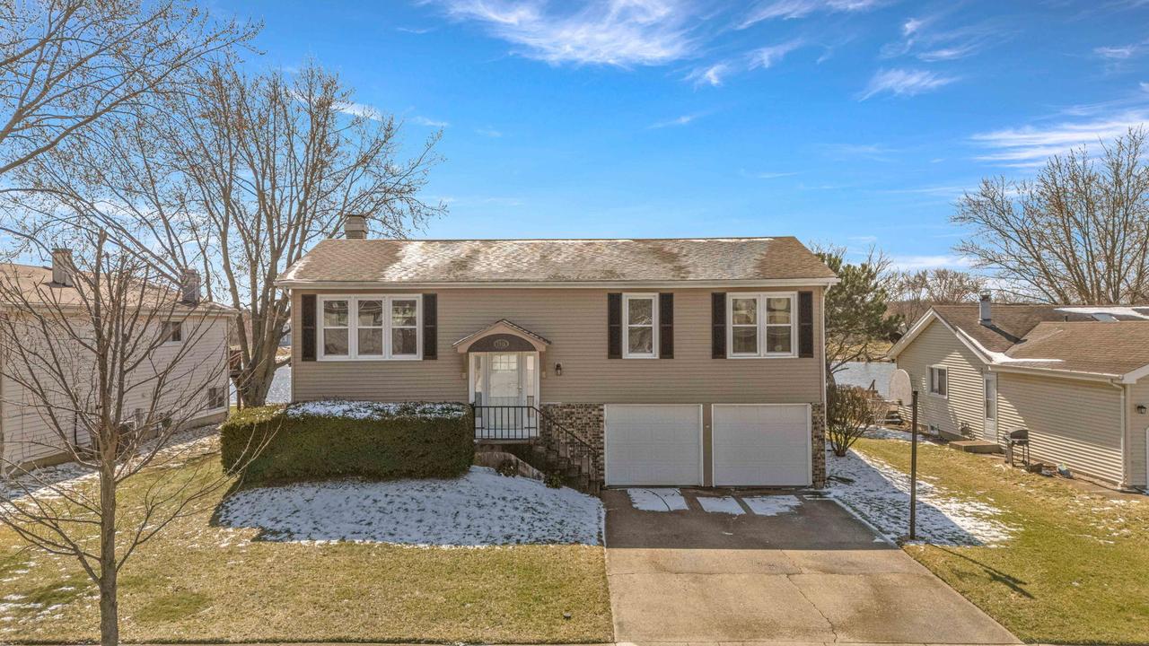 7545 W Hickory Creek Dr., Frankfort, IL 60423