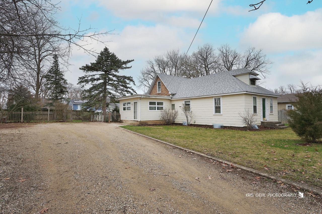 35694 N Laurel Ave., Ingleside, IL 60041