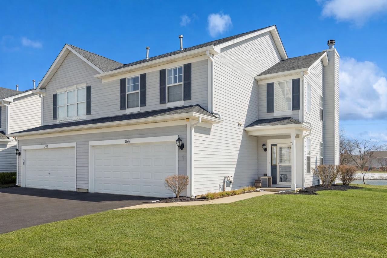 844 Donelson Ct., Naperville, IL 60563