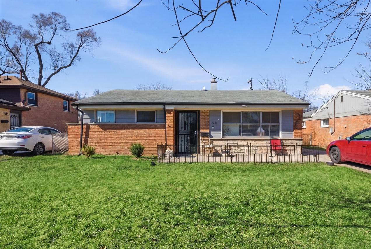 1424 Burnham Ave., Calumet City, IL 60409