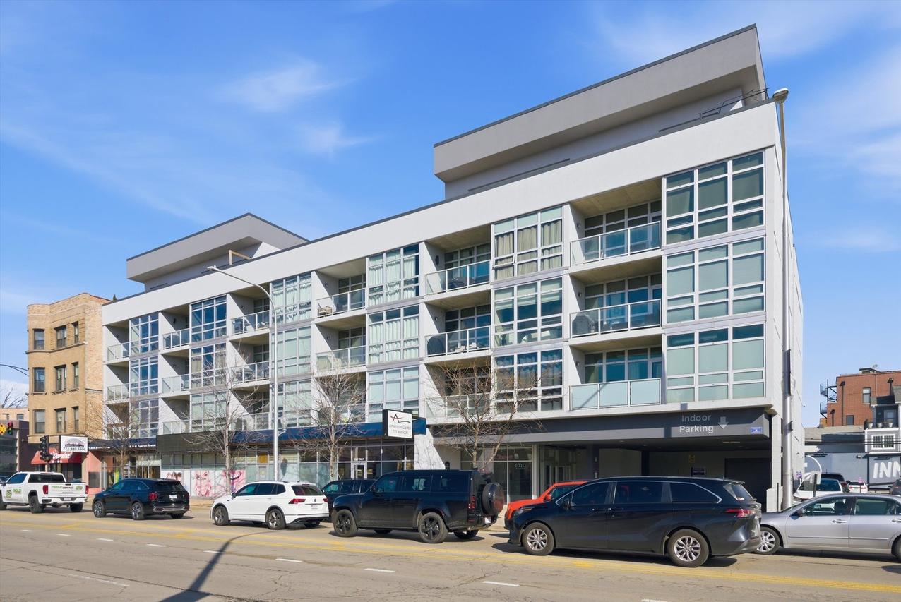 1610 W Fullerton Ave. #207, Chicago, IL 60614