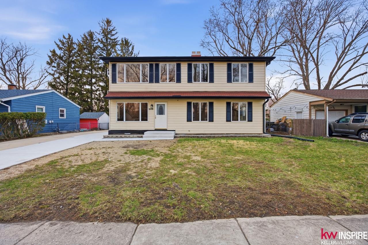 1648 Linden Ave., Hanover Park, IL 60133