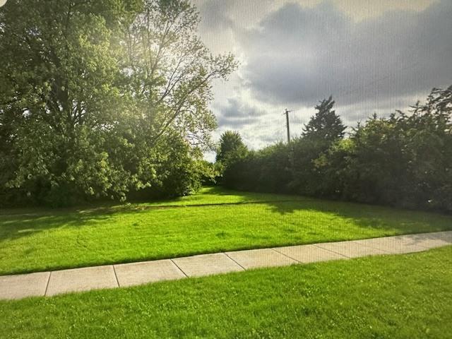 429 W Army Trail Rd., Addison, IL 60101