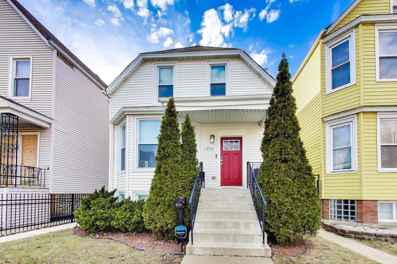 3716 N Spaulding Ave., Chicago, IL 60618