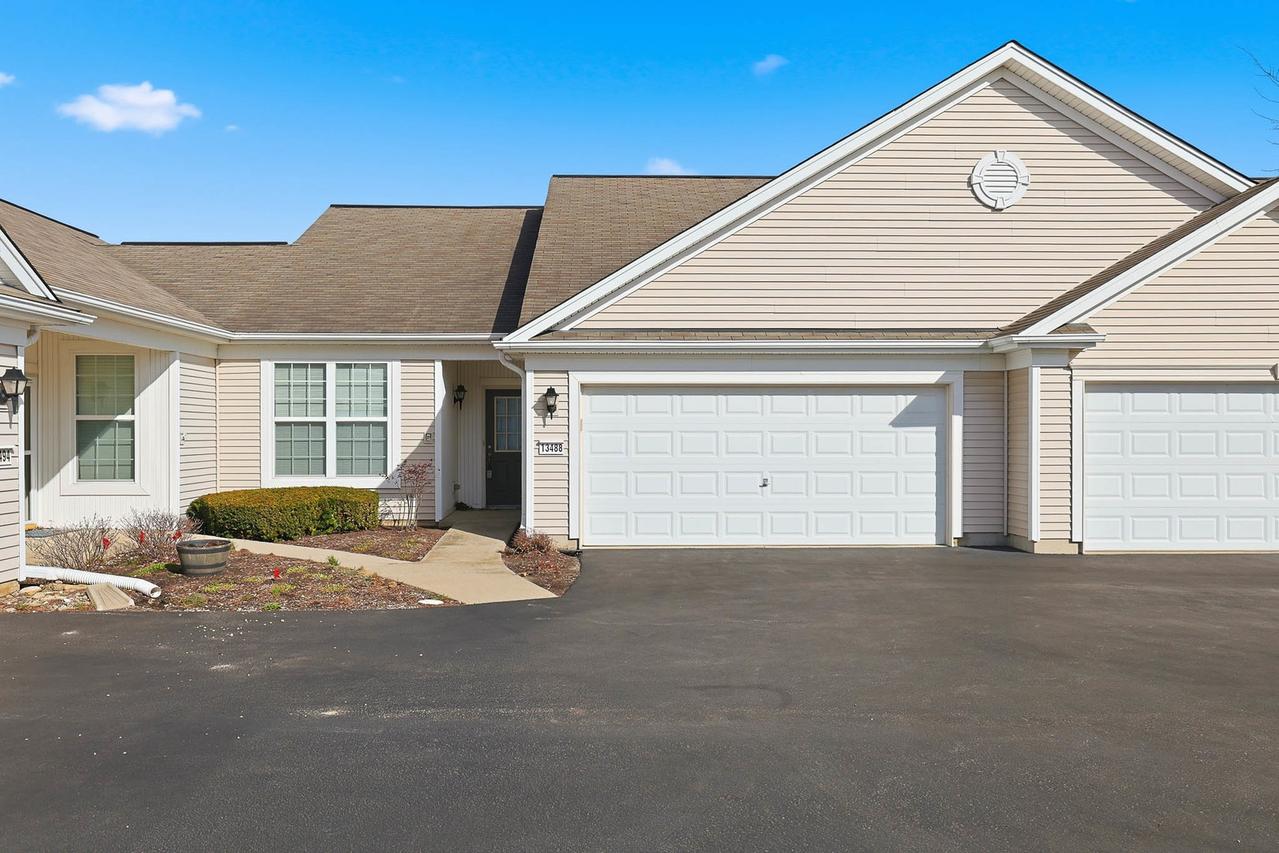 13488 Delaney Rd., Huntley, IL 60142