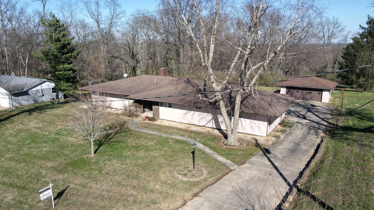 514 N Walnut St., West Frankfort, IL 62896