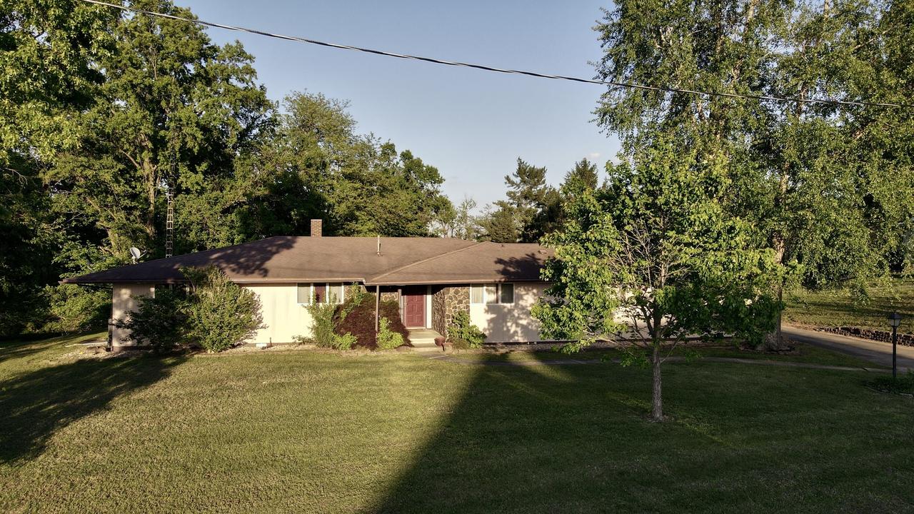 514 N Walnut St., West Frankfort, IL 62896