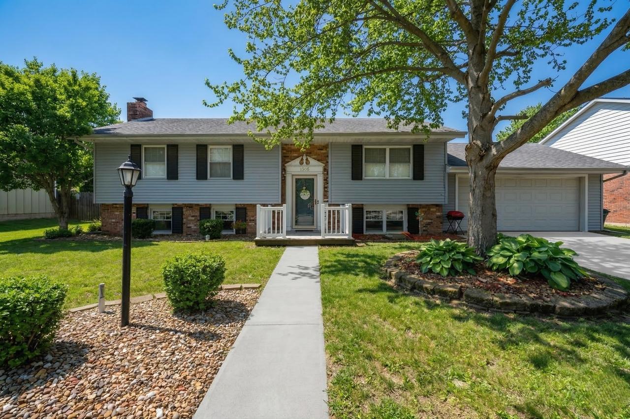 1306 Kirkwood Dr., Pontiac, IL 61764