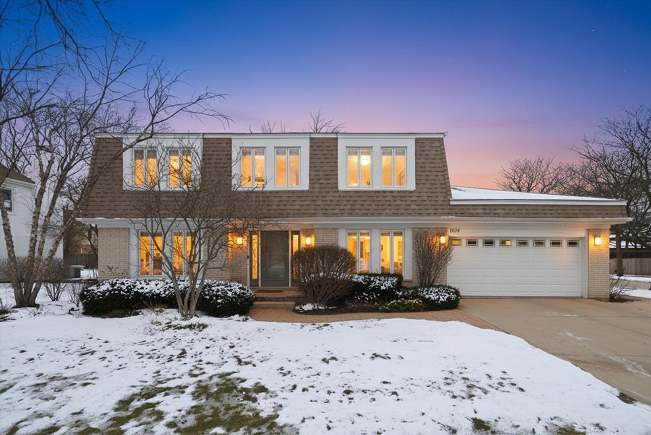 1534 Gordon Ter., Deerfield, IL 60015