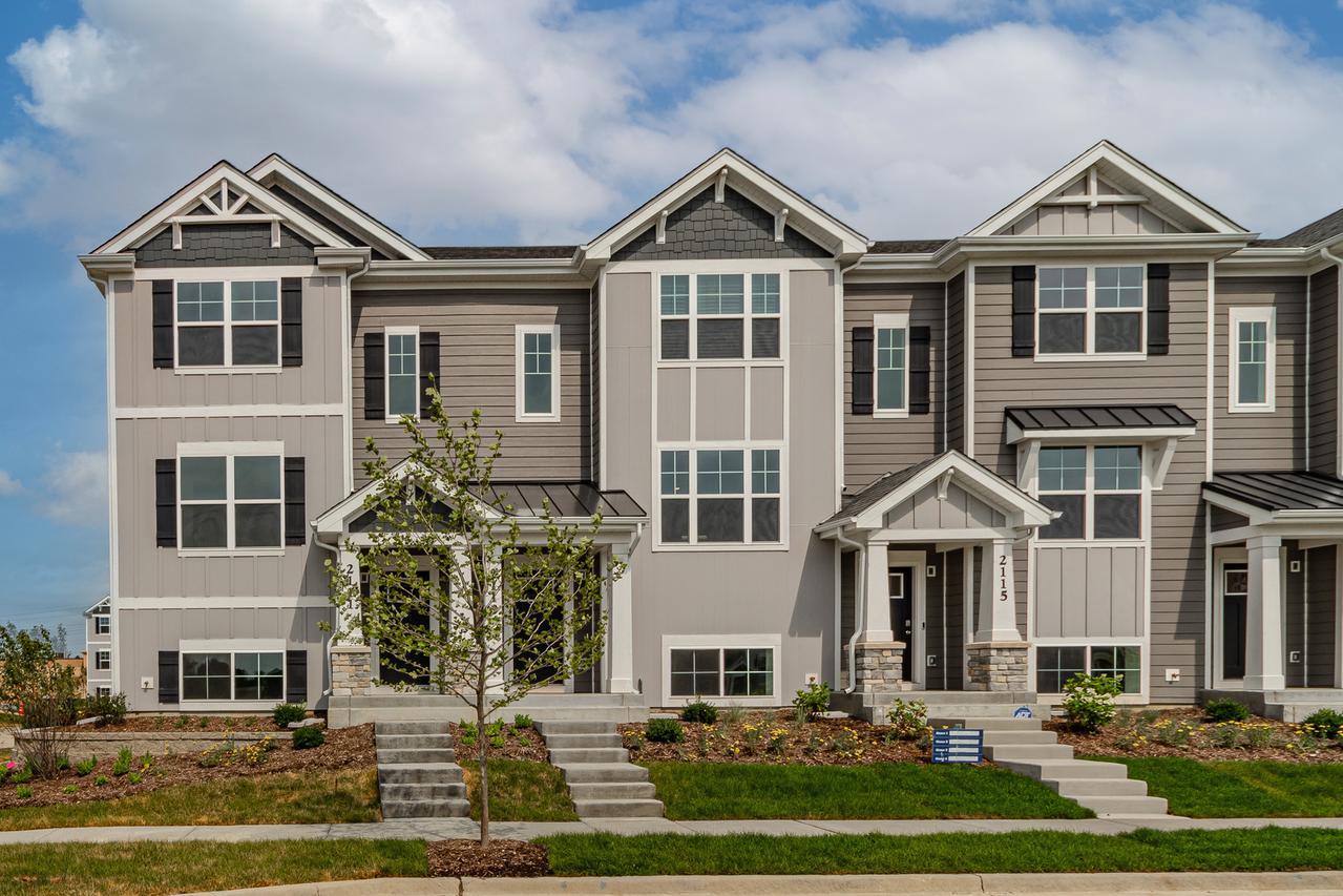 2111 Yellowstone Blvd., Mundelein, IL 60060