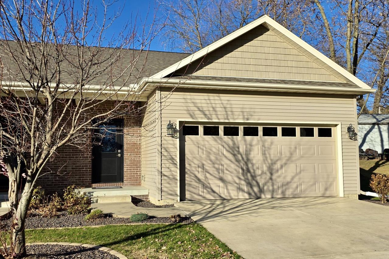 801 Wartburg Dr., Bloomington, IL 61704