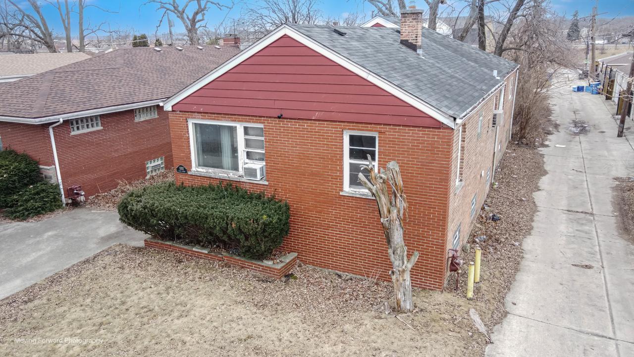 11352 S Laflin St., Chicago, IL 60643