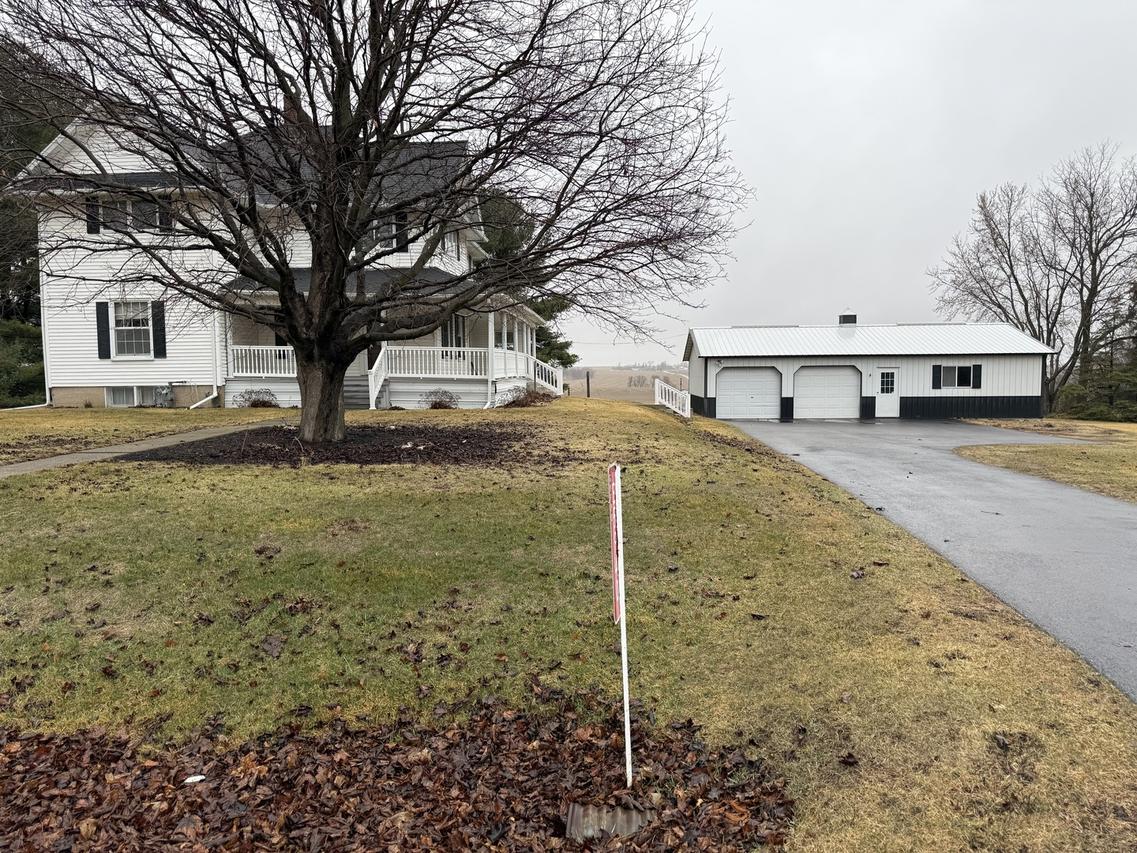 5940 E German Valley Rd., German Valley, IL 61039